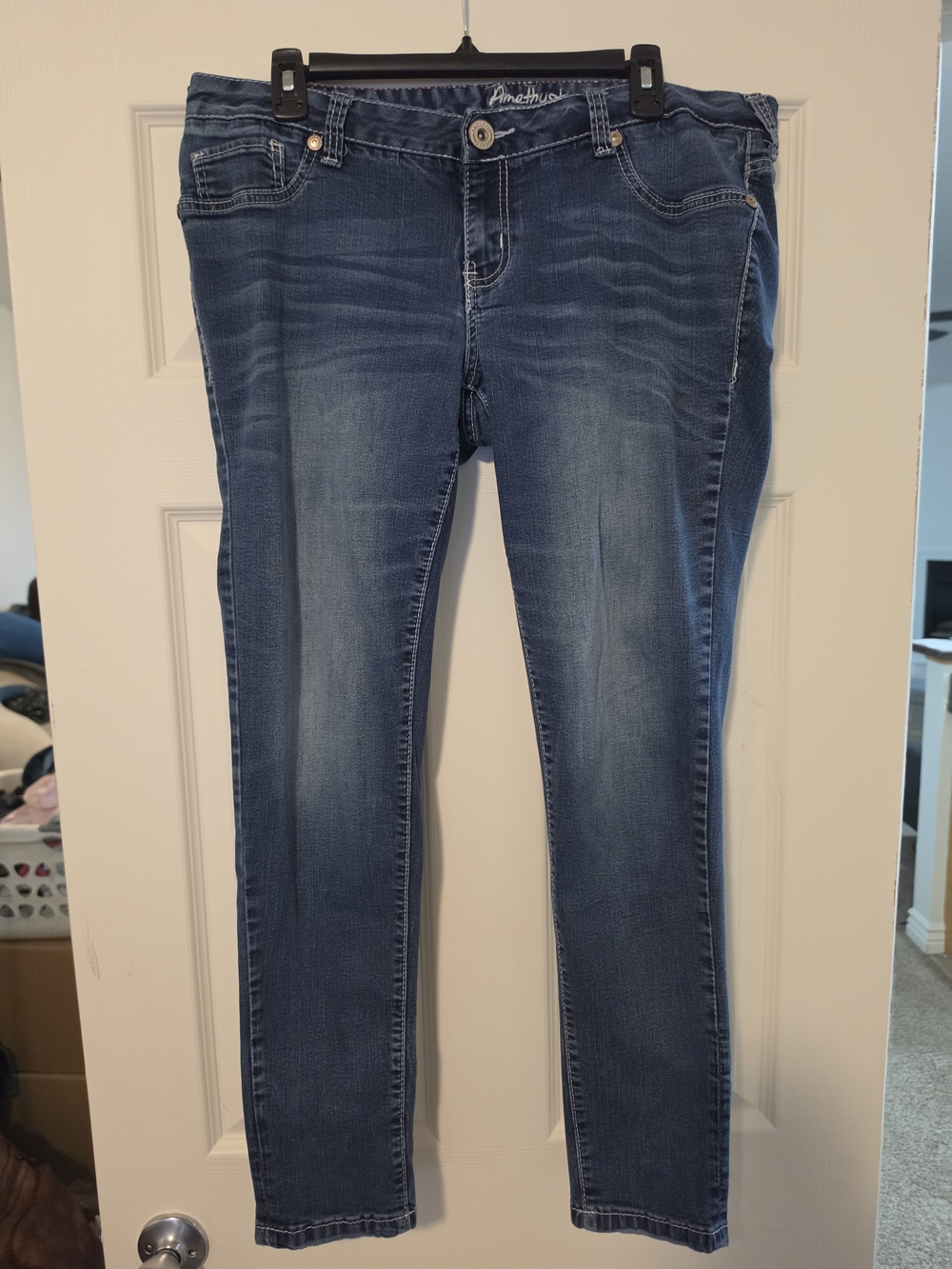 Amethyst Jeans Women's Blue Skinny Jeans